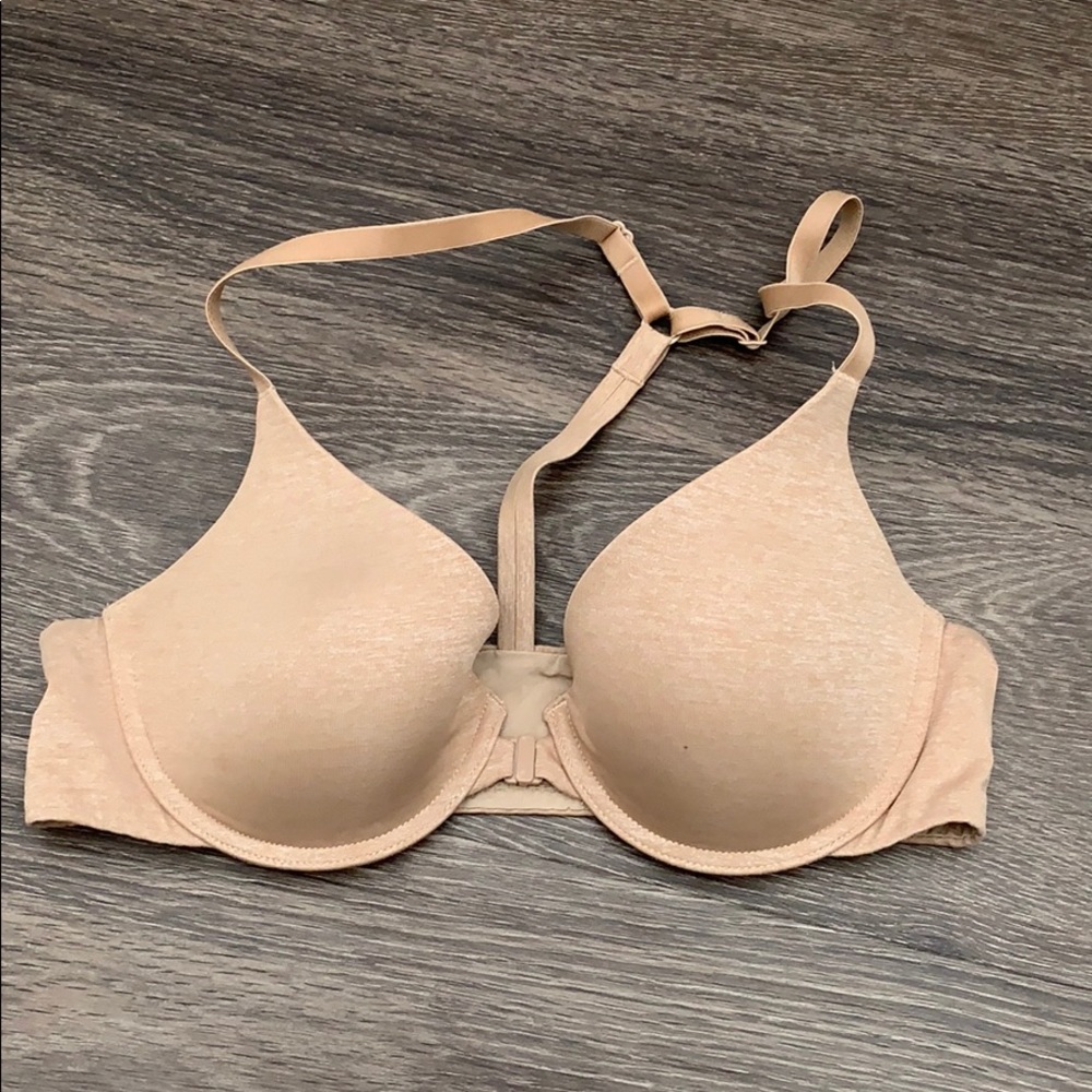 Victoria’s Secret nude lightlylined racerback 34B